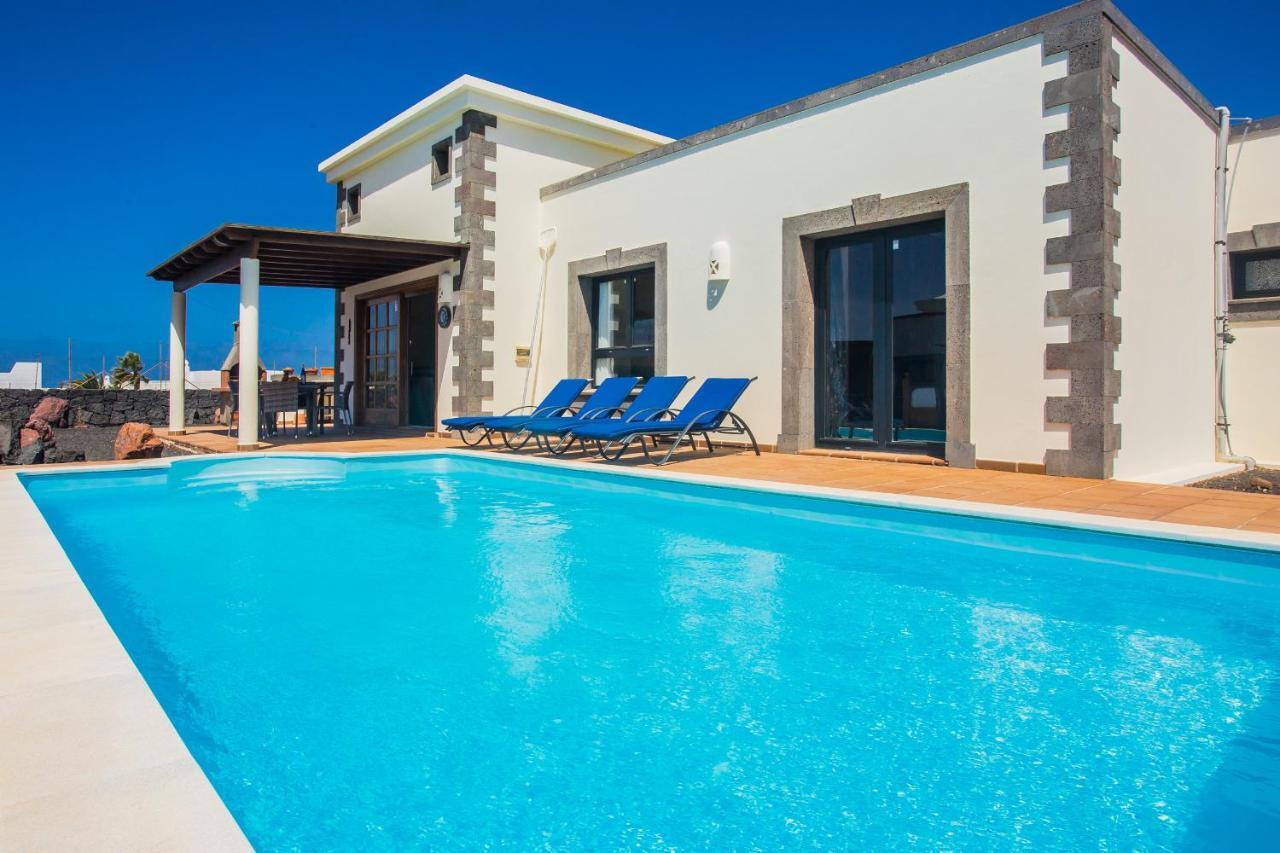 Eslanzarote Villa Eleonor, Super Wifi, Heated Pool, Sat Tv プラヤ・ブランカ エクステリア 写真